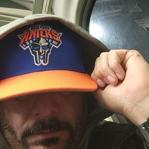 Meet your Posher, Damian